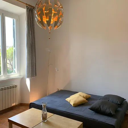 公寓 Flat Nearby Vaticano - Caracciolo 4 罗马
